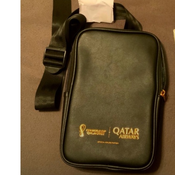 World Cup FIFA Ltd Ed Crossbody/ Toiletry Bag - Picture 1 of 4